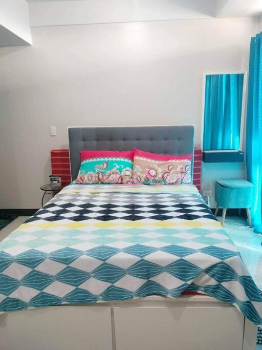 Cubao Manhattanheights U31N Tb, Studio Unit Manila Exteriör bild